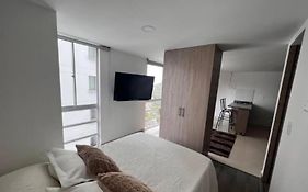 Cómodo apartaestudio